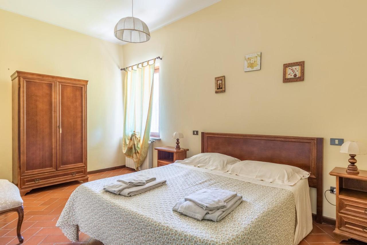 Abadia Farneto Villa Губио Екстериор снимка