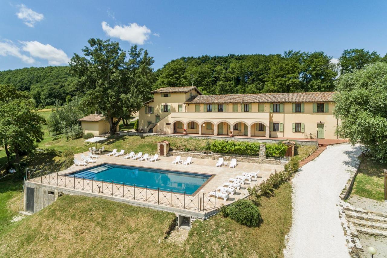 Abadia Farneto Villa Губио Екстериор снимка