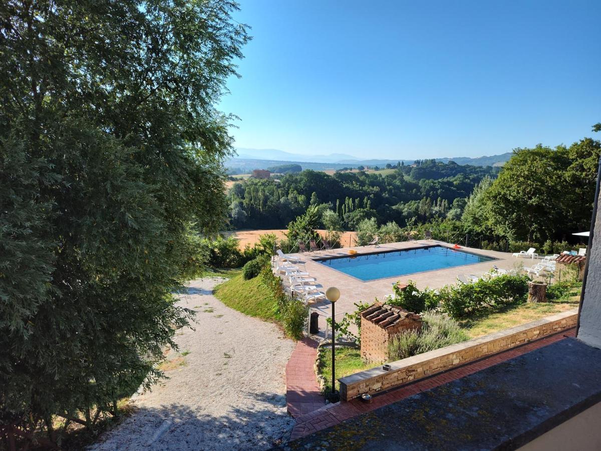 Abadia Farneto Villa Губио Екстериор снимка